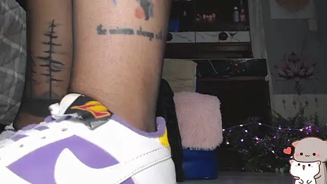 White Squirt online show from 02/20/26, 01:13