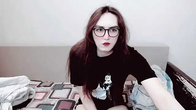 Snapshot of MinniMaksy chatting on 05/31/26, 07:15 MinniMaksy online show from 05/31/26, 07:15