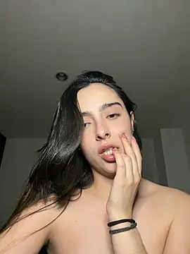 swrennn19 online show from 02/12/26, 01:22