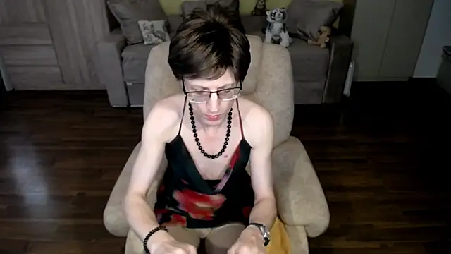 clementine online show from 04/14/26, 07:36