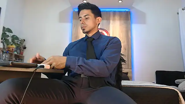 Andrew 4  online show from 01/11/26, 07:13