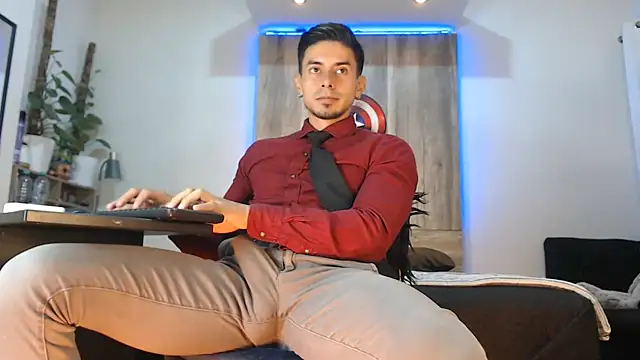 Andrew 4  online show from 04/23/26, 06:25