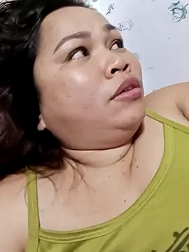 XXLorie 02 online show from 03/02/25, 10:56
