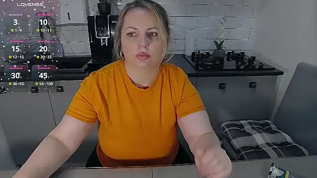 erikaerika online show from 02/09/26, 08:18