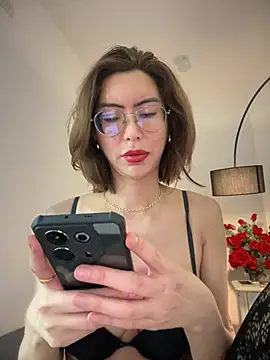 Snapshot of Ivysnow chatting on 07/05/26, 01:45 Ivysnow online show from 07/05/26, 01:45