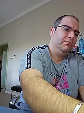 Andrew1900529 online show from 01/28/25, 12:22