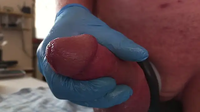 Snapshot of NylonHype chatting on 01/01/25, 12:22 NylonHype online show from 01/01/25, 12:22