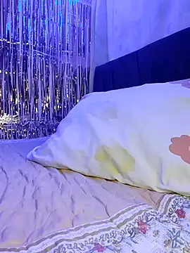 LUNAdeMARTE online show from 12/16/25, 01:43