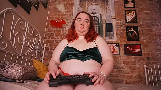 Evelively online show from 04/05/26, 04:09