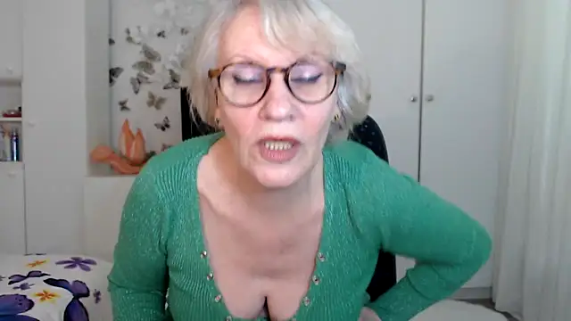 Ghertrude52 online show from 03/03/25, 10:28