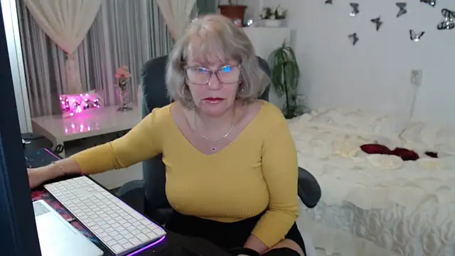 Ghertrude52 online show from 10/19/25, 03:07