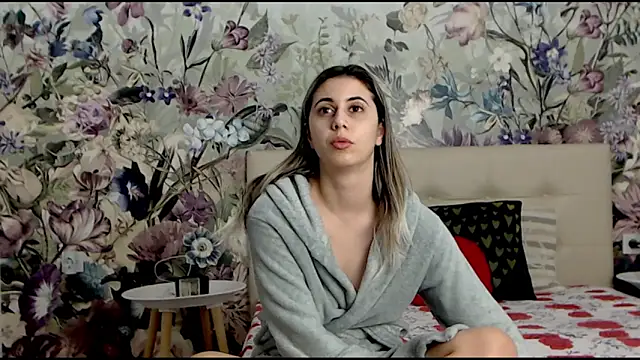 RoseDiamond06 online show from 02/18/25, 09:09