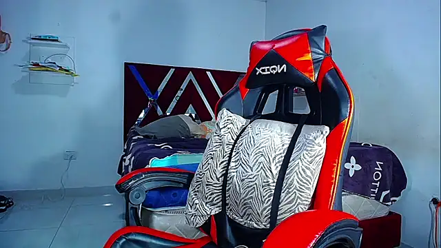 DanisaBrown online show from 04/19/26, 06:10