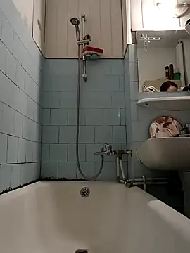 SexxyLety online show from 12/24/24, 06:33