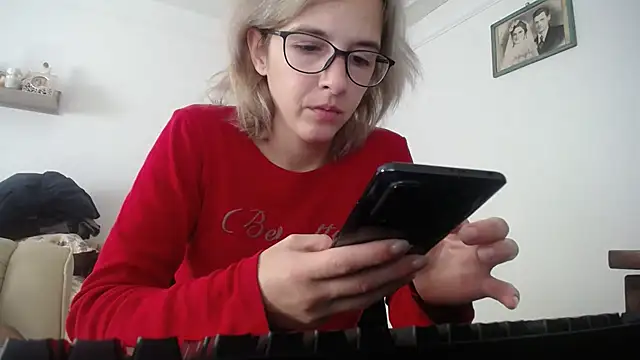 SexxyLety online show from 10/30/25, 09:22