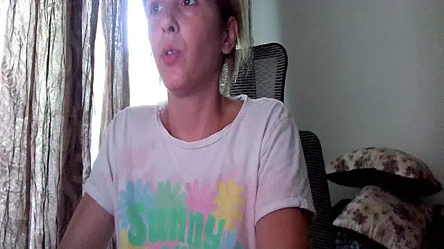 Snapshot of SexxyLety chatting on 06/27/26, 12:22 SexxyLety online show from 06/27/26, 12:22