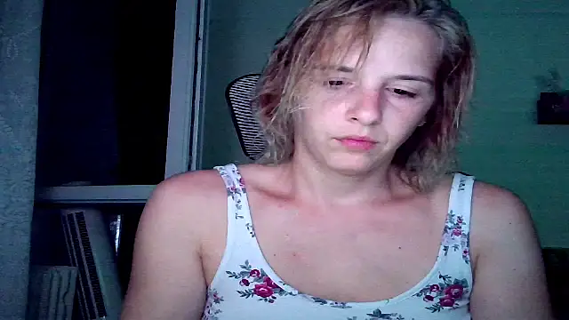 Snapshot of SexxyLety chatting on 07/15/26, 08:36 SexxyLety online show from 07/15/26, 08:36