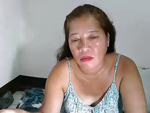 wethornypussy4u online show from 02/03/25, 01:40