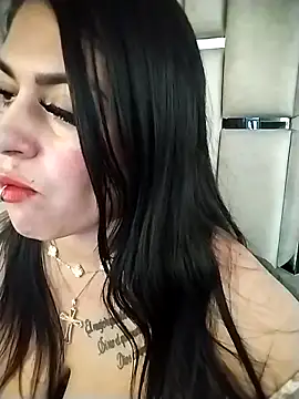 chelaqueen  online show from 02/05/26, 07:29