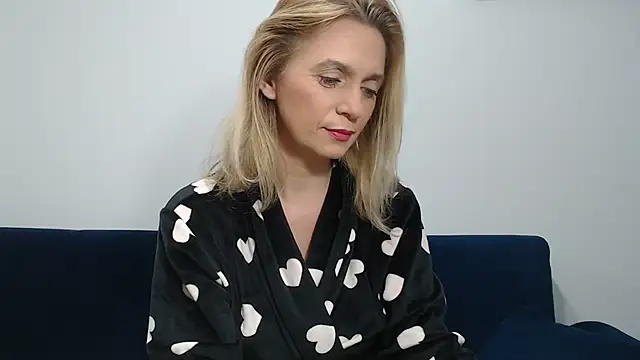 Snapshot of MysticCreature chatting on 02/16/25, 06:21 MysticCreature online show from 02/16/25, 06:21