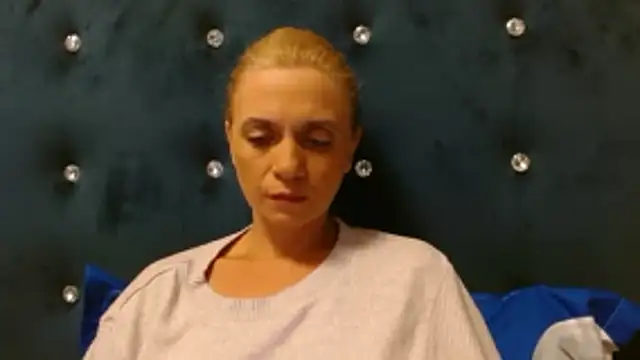 Snapshot of MysticCreature chatting on 10/27/25, 04:16 MysticCreature online show from 10/27/25, 04:16