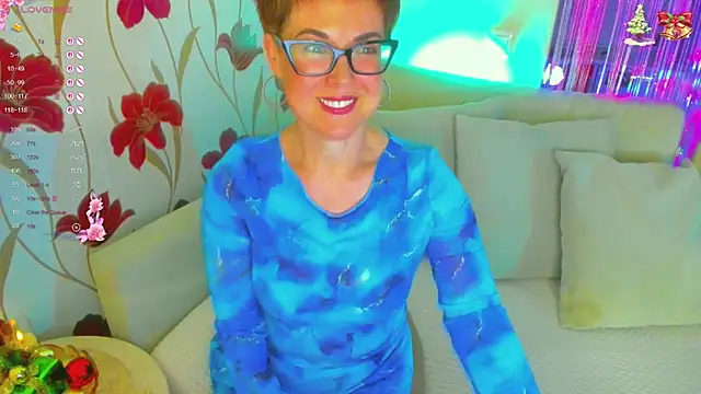 JennAlison online show from 12/05/25, 12:25