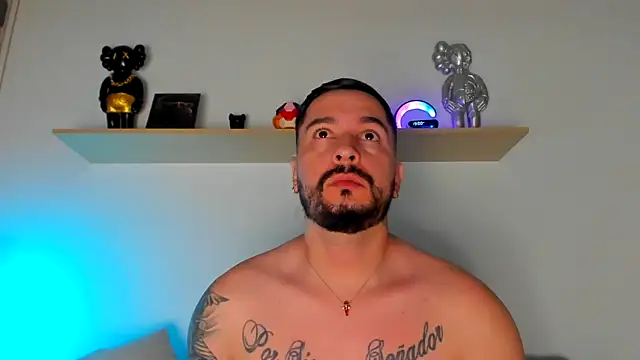 camilo restrepo21 online show from 02/22/25, 11:57