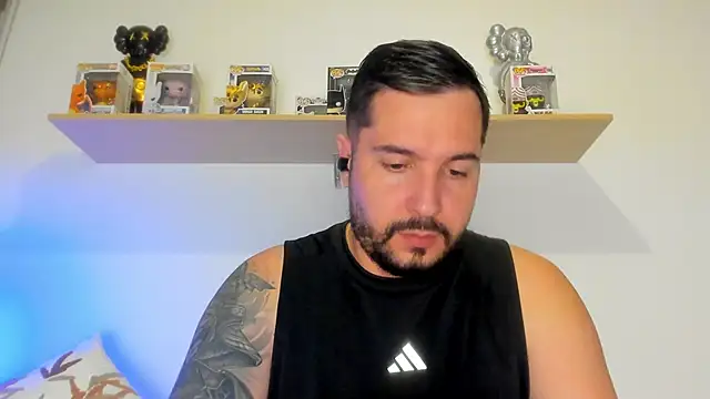 camilo restrepo21 online show from 05/26/26, 11:34