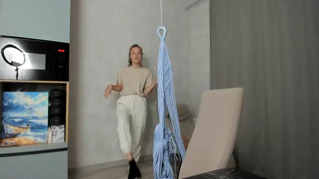 Snapshot of why_again_me chatting on 11/30/25, 07:51 why again me online show from 11/30/25, 07:51