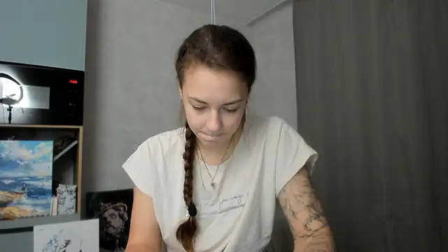 Snapshot of why_again_me chatting on 12/03/25, 02:26 why again me online show from 12/03/25, 02:26