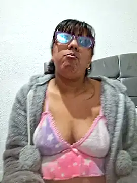 ZaidaWet online show from 03/13/25, 01:40