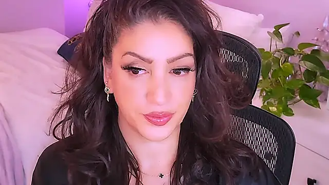 Wonderful Woman online show from 02/23/26, 02:09