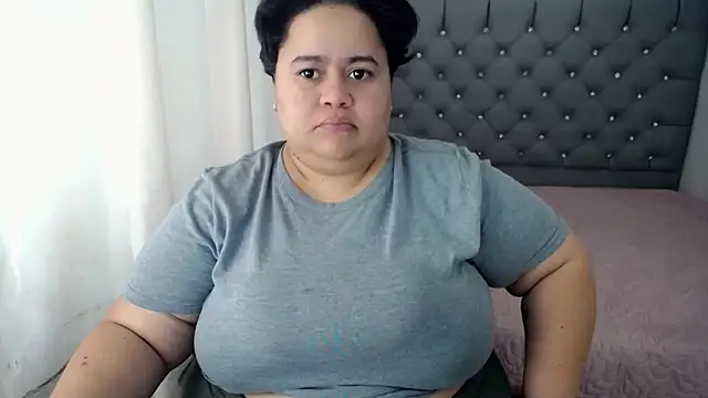 hotlesby4uxxx online show from 12/11/24, 07:57