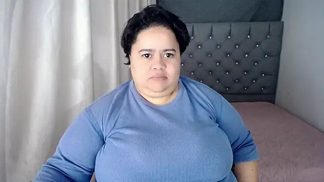 hotlesby4uxxx online show from 12/28/24, 01:49