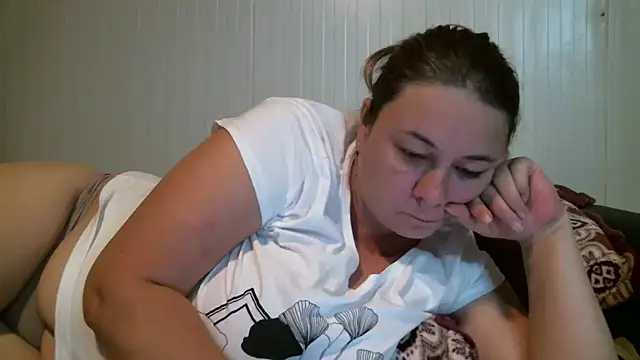 kynga10 online show from 12/04/24, 05:55