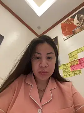 Snapshot of Tightwetholesxx chatting on 11/04/25, 03:27 Tightwetholesxx online show from 11/04/25, 03:27