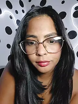 Snapshot of missmelissa_ chatting on 06/19/26, 02:38 missmelissa online show from 06/19/26, 02:38