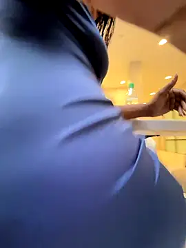   Nessa   online show from 12/21/25, 01:18