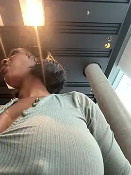   Nessa   online show from 04/10/26, 11:37