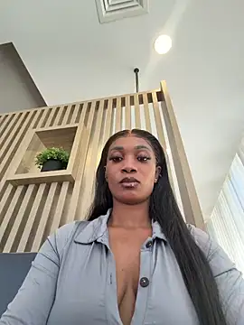 Snapshot of __Nessa__ chatting on 04/29/26, 11:14 Nessa online show from 04/29/26, 11:14