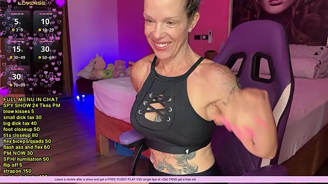 mommyselenafit  online show from 11/26/25, 01:50