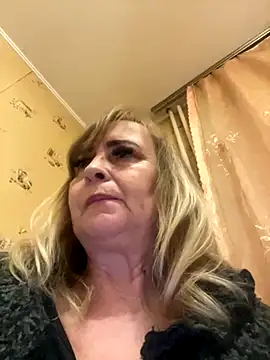 Irina2909xh online show from 11/04/25, 11:04