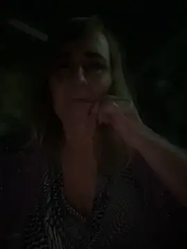 Irina2909xh online show from 12/03/25, 05:00