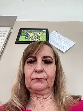 Irina2909xh online show from 03/11/26, 10:10