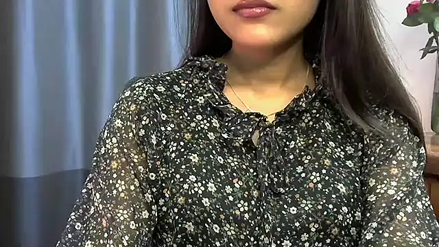 Snapshot of selen_5 chatting on 01/21/25, 07:28 selen 5 online show from 01/21/25, 07:28