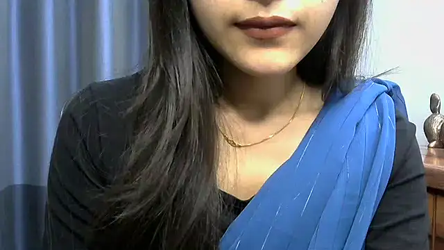 Snapshot of selen_5 chatting on 02/15/25, 07:17 selen 5 online show from 02/15/25, 07:17