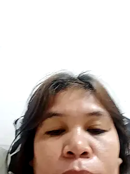 Snapshot of sweetvanna chatting on 12/27/24, 12:07 sweetvanna online show from 12/27/24, 12:07