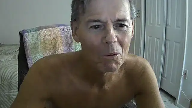 nakeedcowboi65 online show from 10/12/25, 04:11