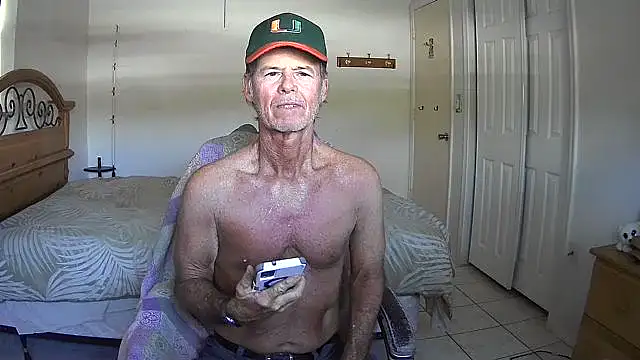 nakeedcowboi65 online show from 02/17/26, 07:42