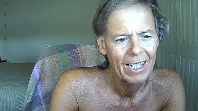 Snapshot of nakeedcowboi65 chatting on 07/09/26, 11:42 nakeedcowboi65 online show from 07/09/26, 11:42
